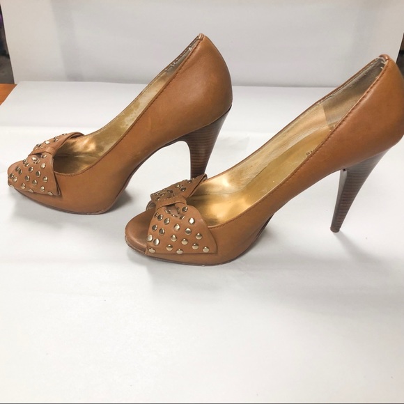 Michael Kors Cognac Leather Peep Toe Heels W/ Bow - Picture 3 of 7